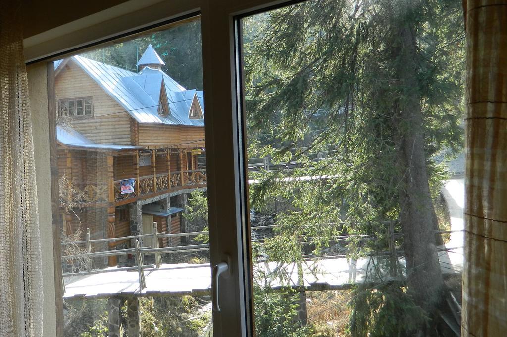 U Stozi Hotel Drahobrat Værelse billede